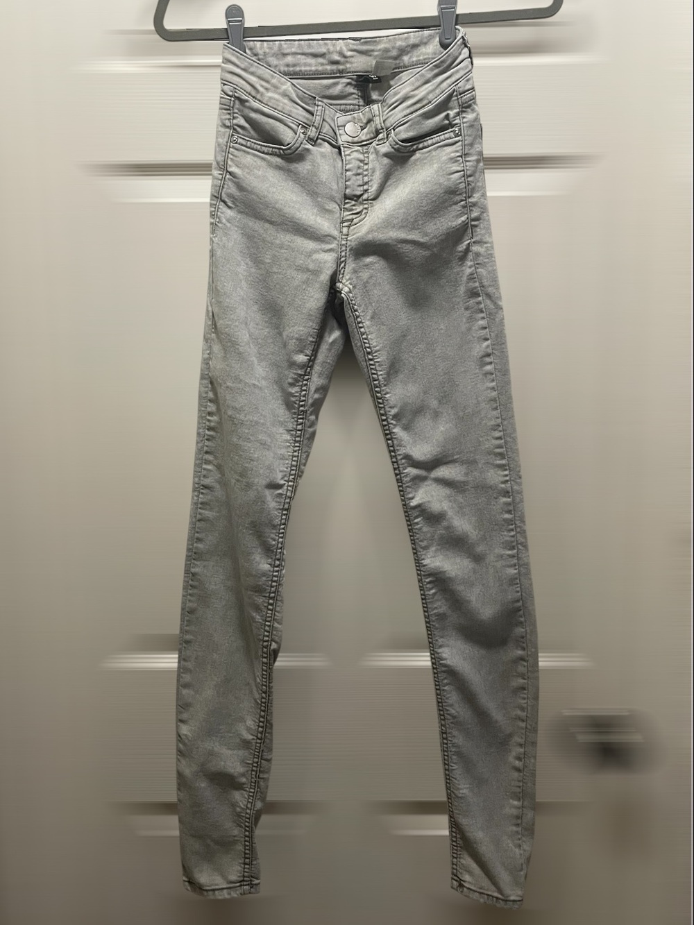 Divided Light Gray Skinny Jeans